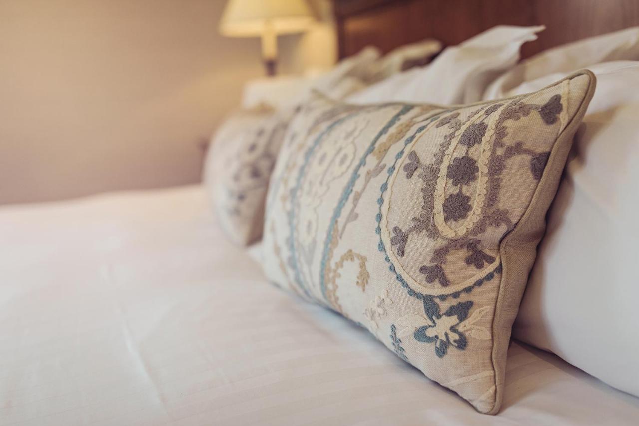 Lakeside Hotel And Spa Bagian luar foto
