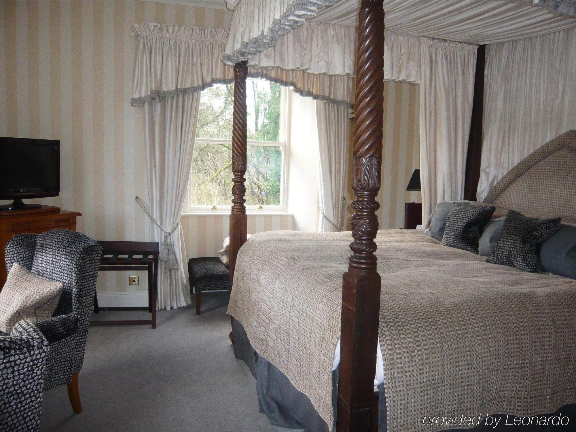 Lakeside Hotel And Spa Bagian luar foto