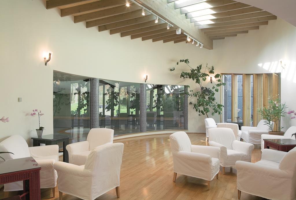Lakeside Hotel And Spa Bagian luar foto