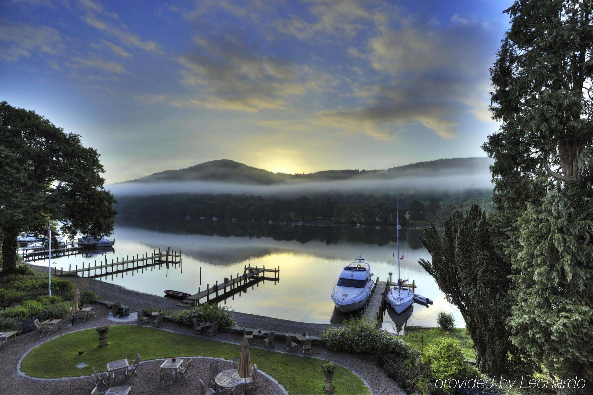 Lakeside Hotel And Spa Bagian luar foto