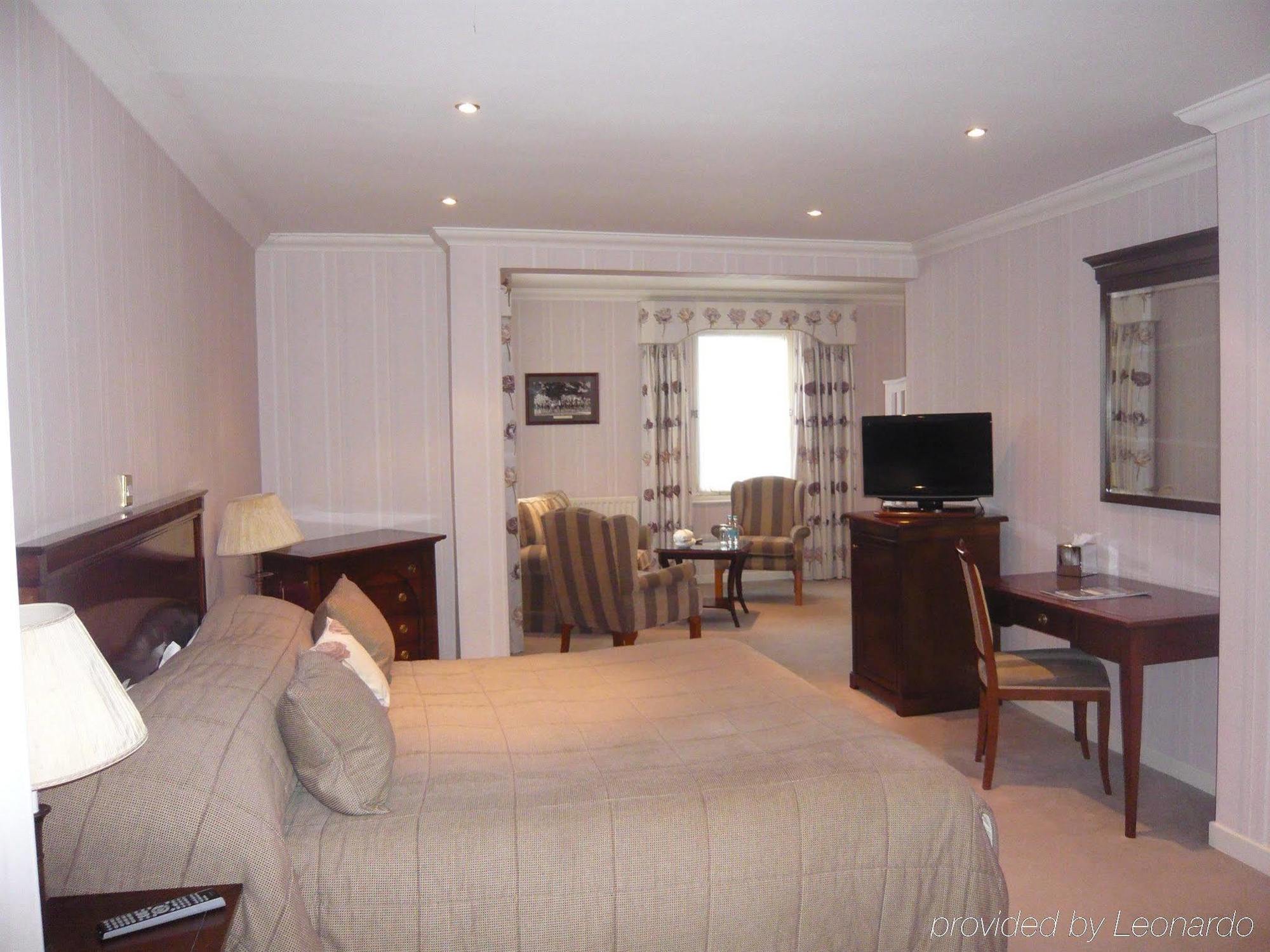 Lakeside Hotel And Spa Bagian luar foto