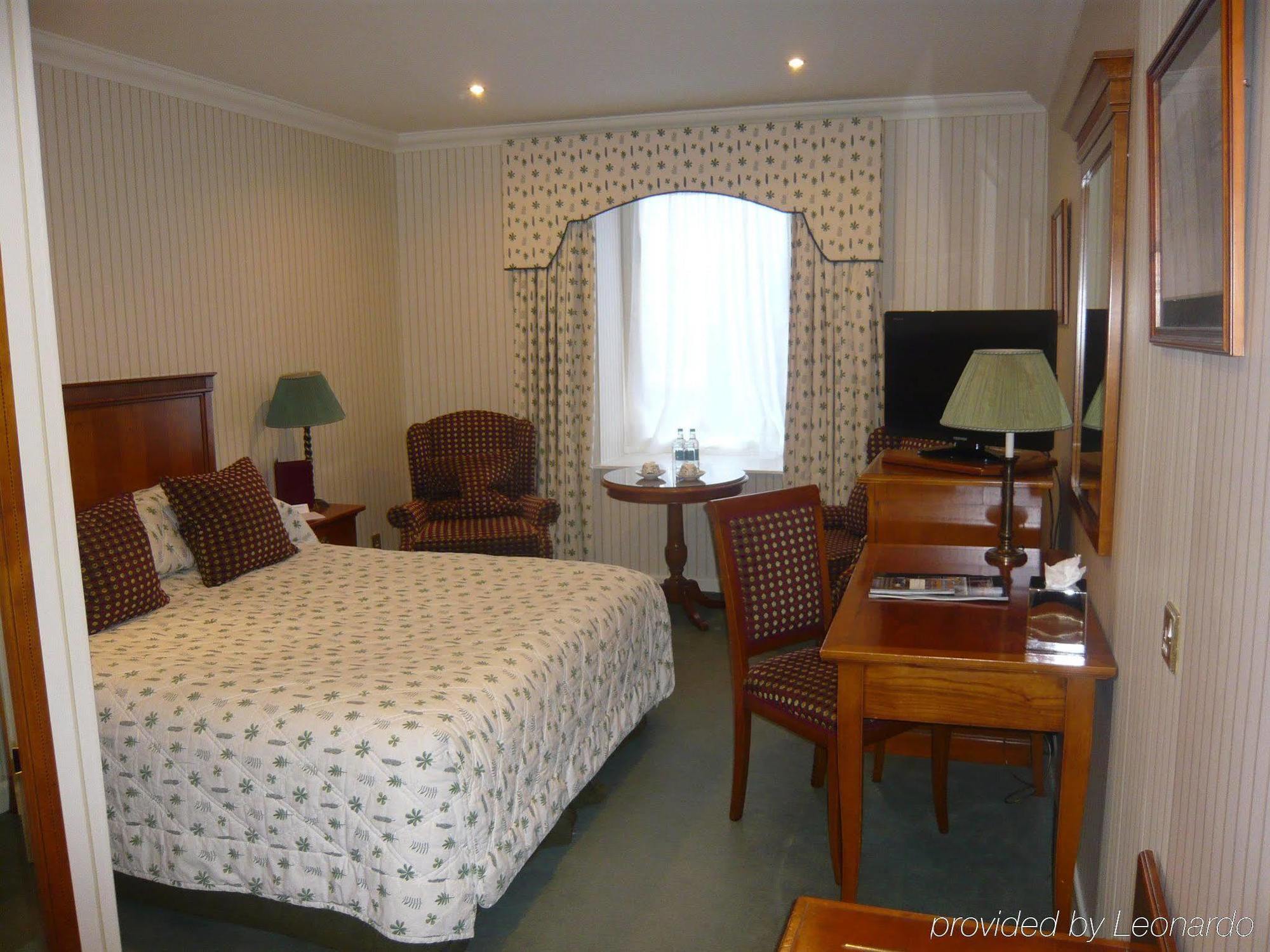 Lakeside Hotel And Spa Bagian luar foto