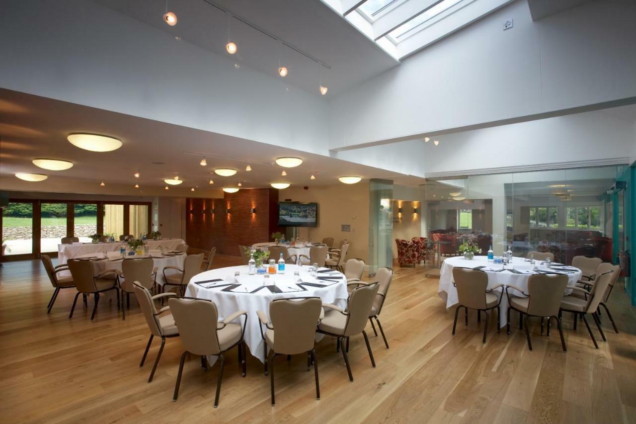 Lakeside Hotel And Spa Bagian luar foto